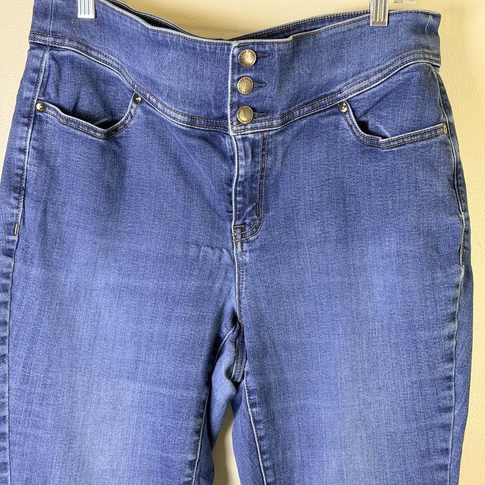 Lane Bryant Flex Magic Waistband Women's 16 High-Rise Straight Jeans Tummy Cont.